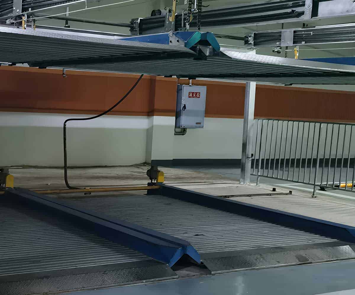 兩層簡易升降機械車庫尺寸不夠如何解決停車問題