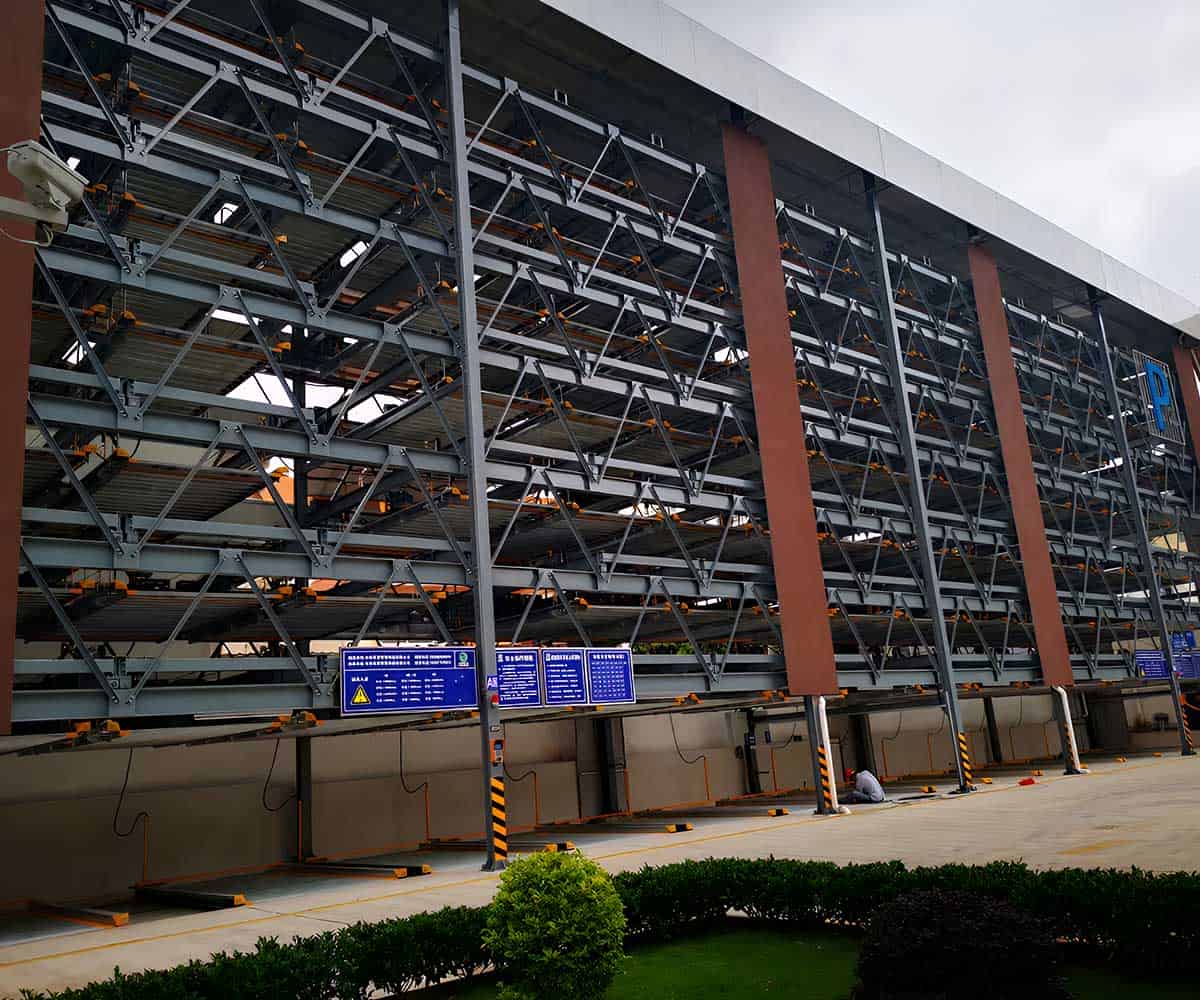 4柱機(jī)械立體車庫(kù):以最少的成本獲取最佳設(shè)備的策略