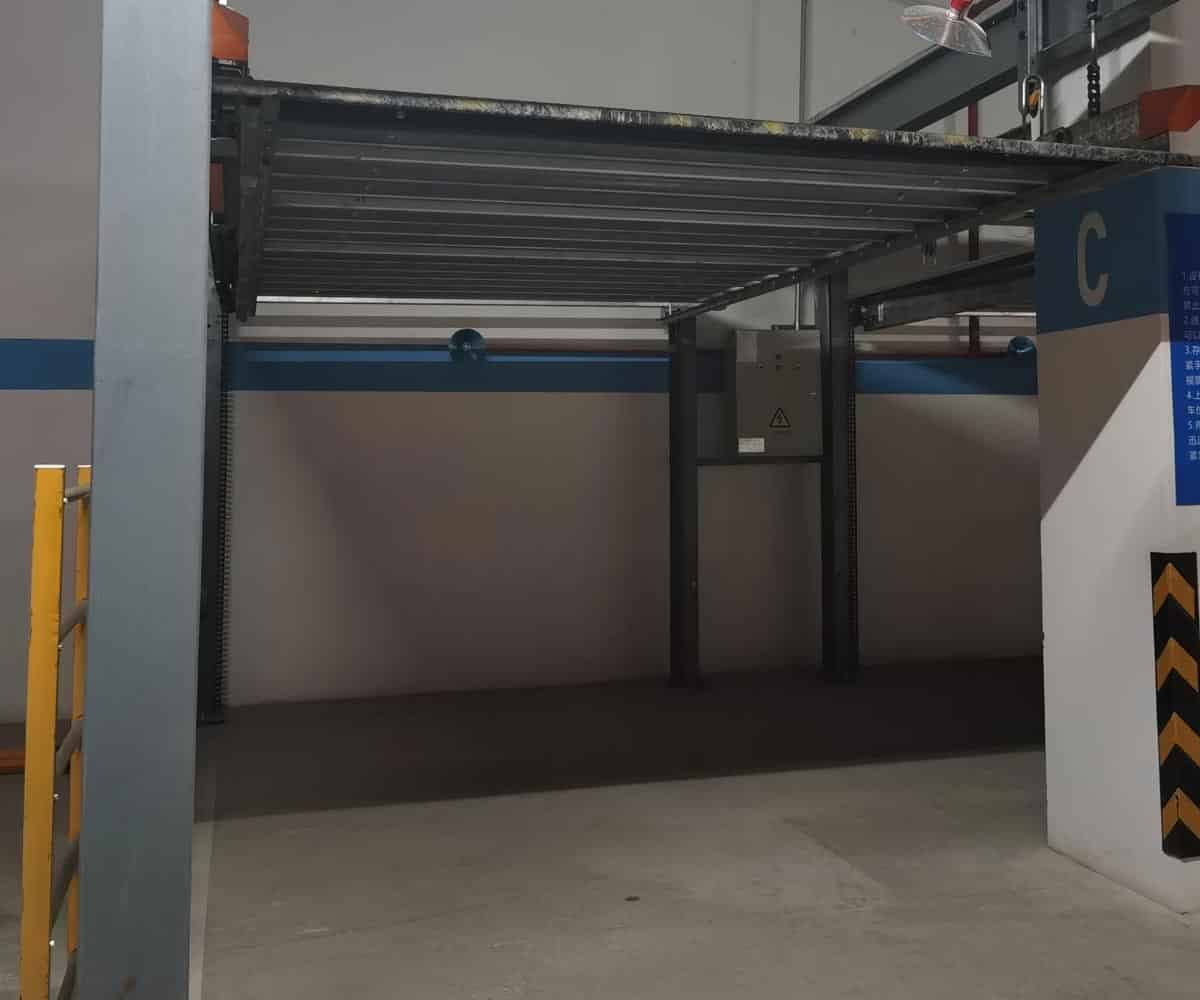 威信家用升降式停車設(shè)備