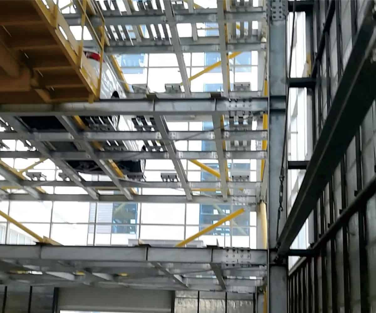 永平高層平面移動(dòng)類立體車庫(kù)停車設(shè)備